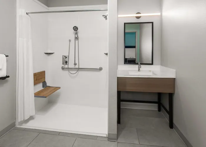 Hotel Echo Extended By Wyndham Worth Alliance 2*